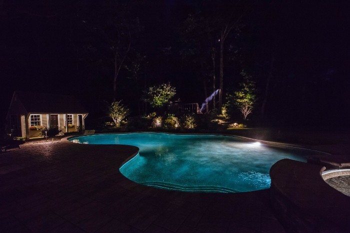 grafton-landscape-lighting-700x466